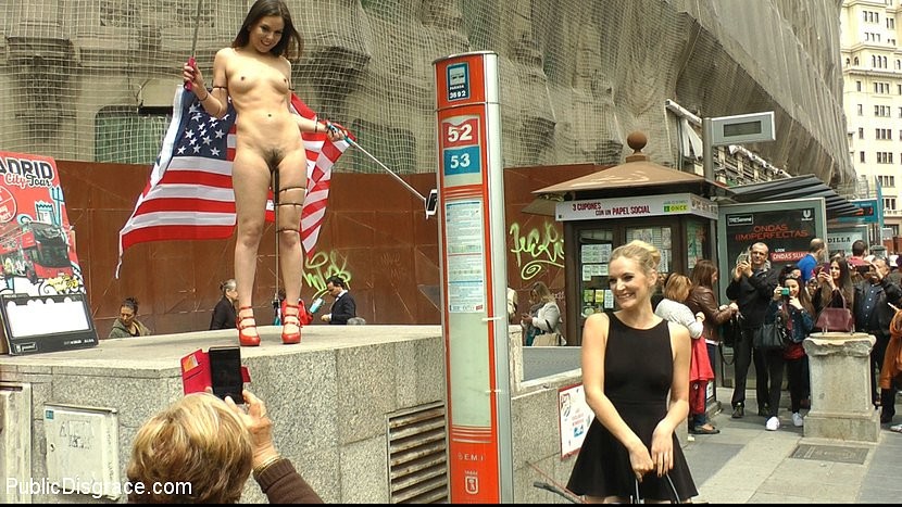 Juliette March american tourist humiliates herself nude in publi #71938752