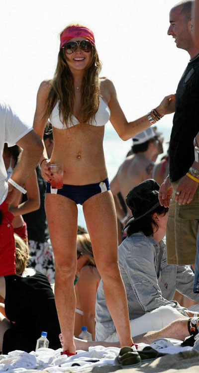 Celebrity Lindsay Lohan gets her tits grabbed by a guy #75403063