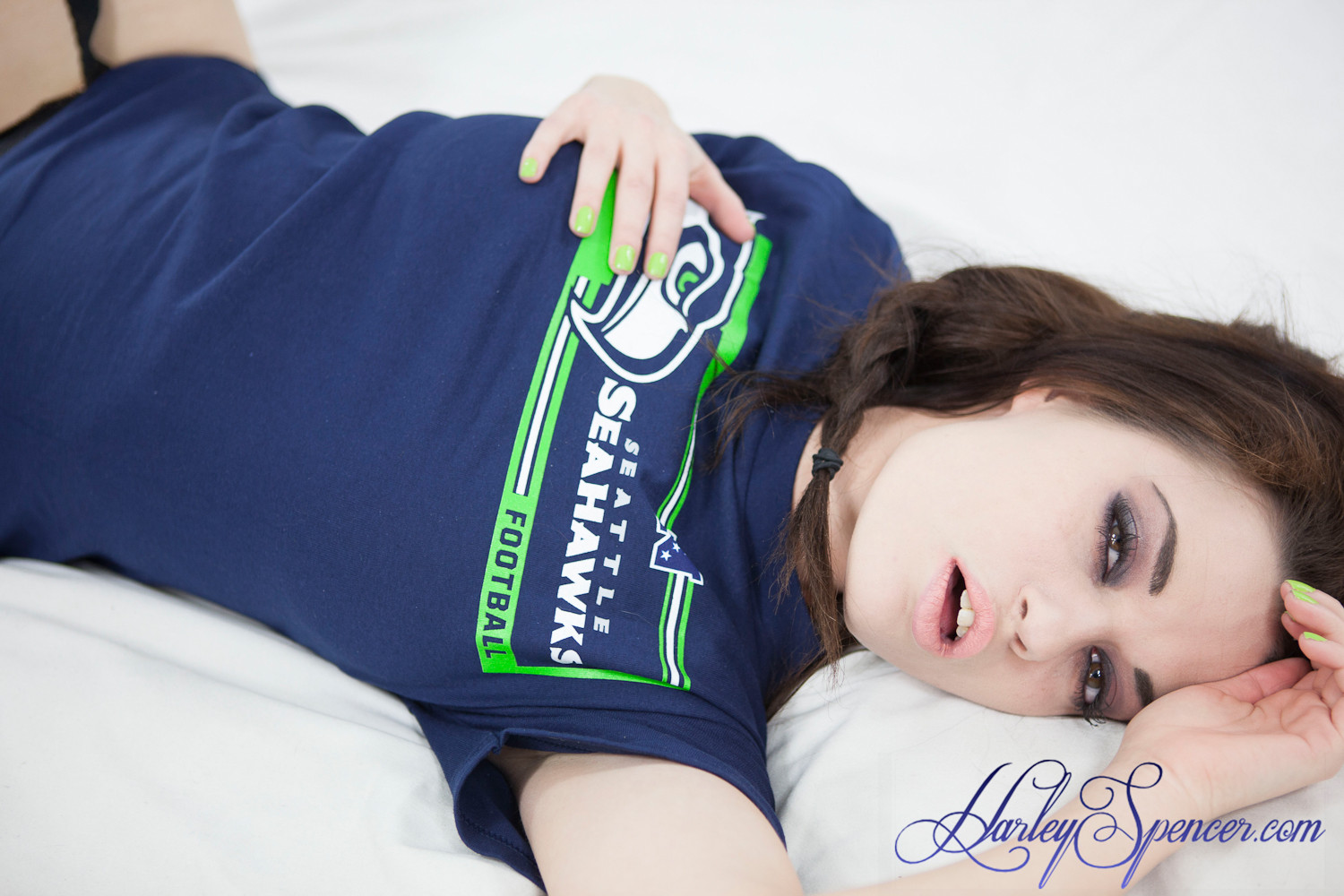 Harley Spencer flashing her tits for her Seattle SeaHawks in the superbowl #67307803