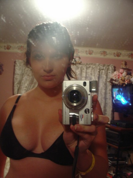 Hot naked babes making good use of their camera phones #77135939