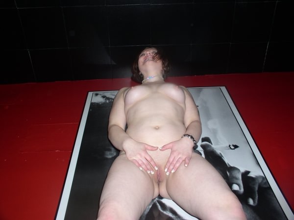 Cuerpo gordito limpio y sin pelos
 #75589747