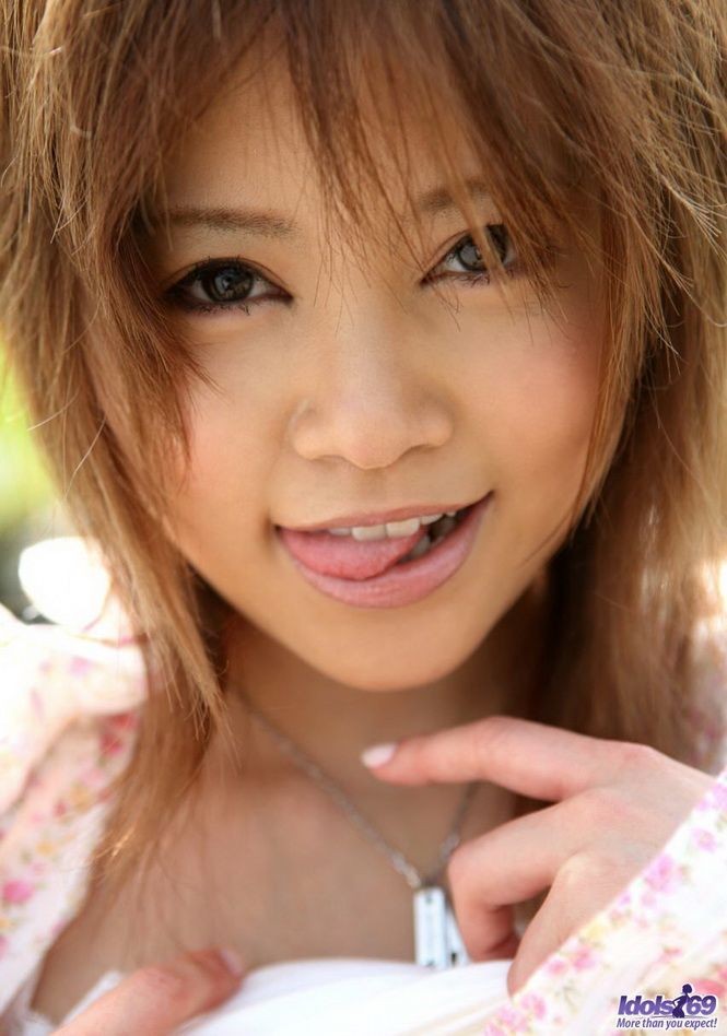 Japanische Hitomi Yoshino zeigt ihre Titten und Muschi
 #69786286