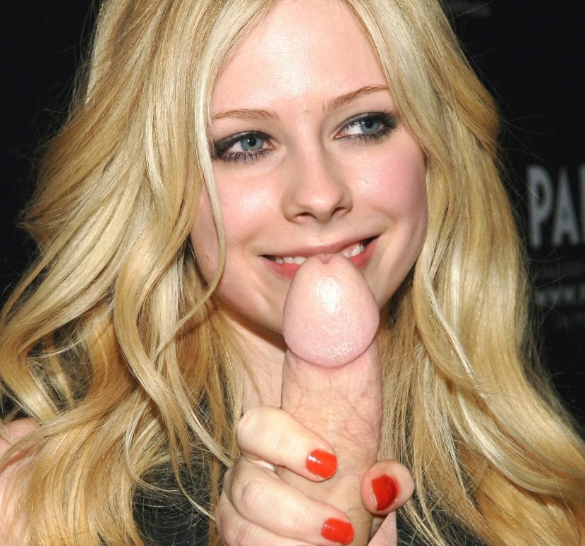 Celebrity Avril Lavigne fucked like a real slut #67081447