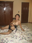 Filipina freelance se desnuda antes de atragantarse con una polla blanca
 #69910923