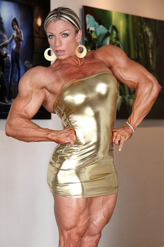 Massive Female Bodybuilder full of veins and ripped muscles #71524801