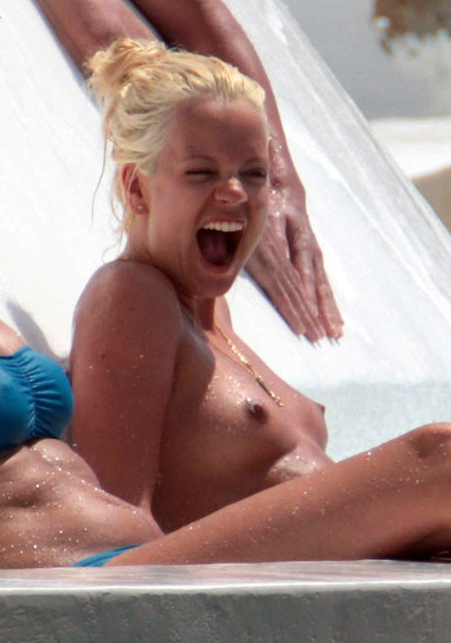 Lily Allen showing her nice big tits on beach to paparazzi #75419533