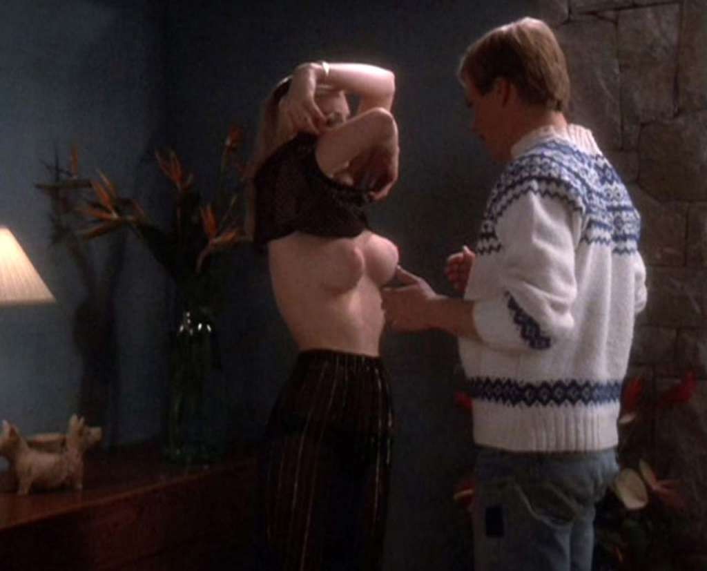 Shannon tweed mostrando sus enormes tetas y follando duro con un chico en la película
 #75324635