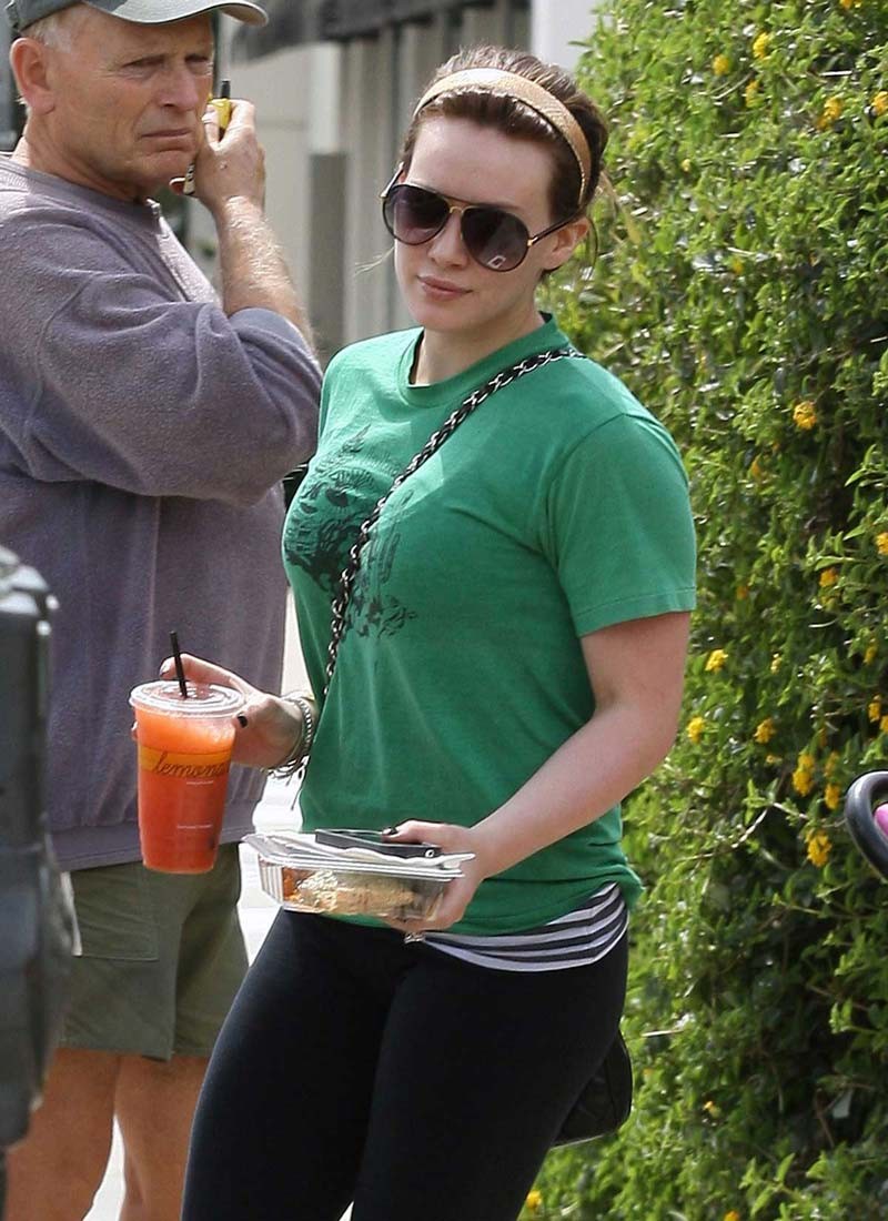 Hilary Duff caught giving blowjob after proposal #75310736