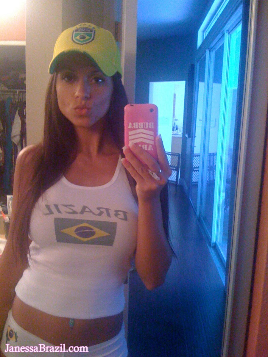 Busty Brazilian babe selfshots #67210032