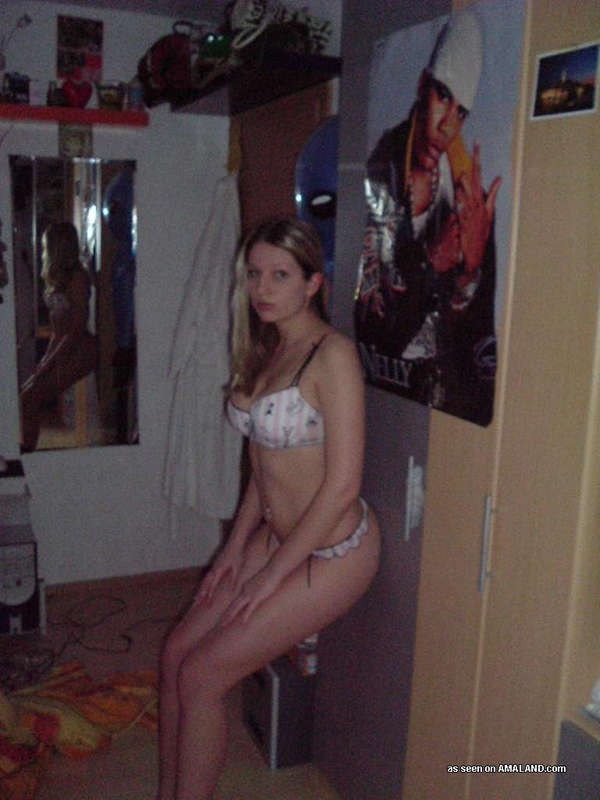Fotos de un hottie desnudo con mucho pecho
 #73002787