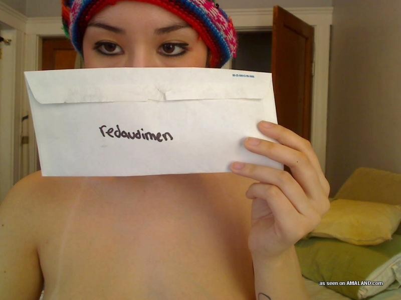 Asiatische hottie wird wild auf cam während blinkende ihre Titten
 #69758553