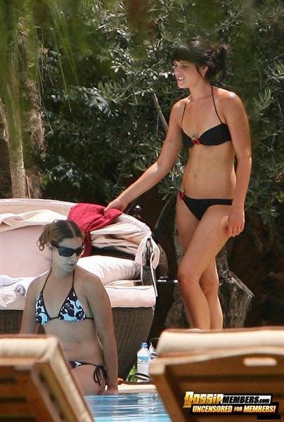Teen Bond Girl Gemma Arterton bares skin in celebrity pictures #75166093