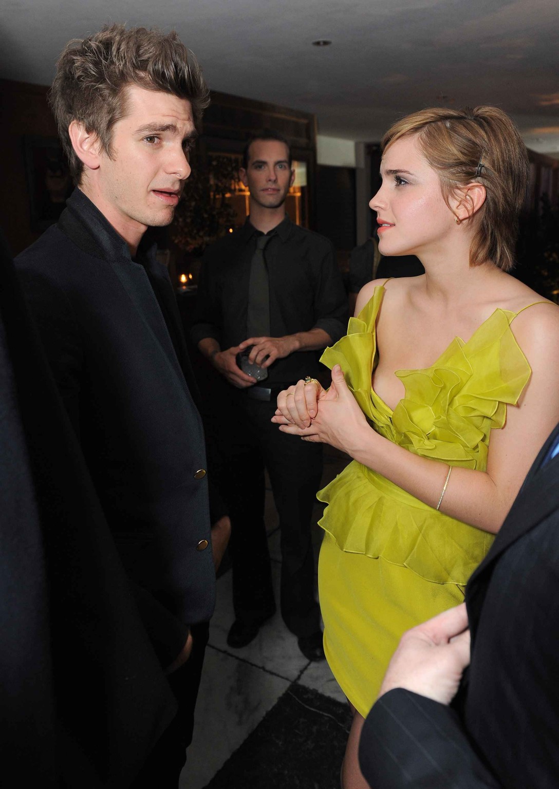 Emma Watson che mostra il lato-boob a mtv film awards afterparty a Hollywood
 #75301612