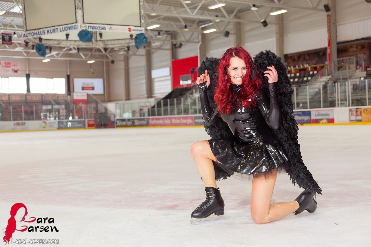Redhead in latex #72415563