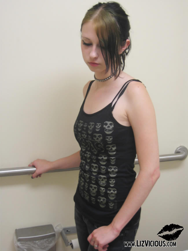 Goth chick in a public bathroom jams a vibrator in her pussy #76280786