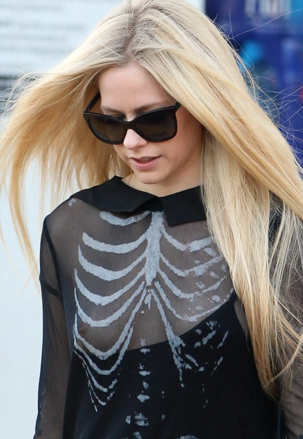 Avril Lavigne skeleton costume malfunction and ass show #75150894