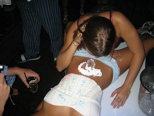 Fotos de reinas caseras y mamadas
 #68167611