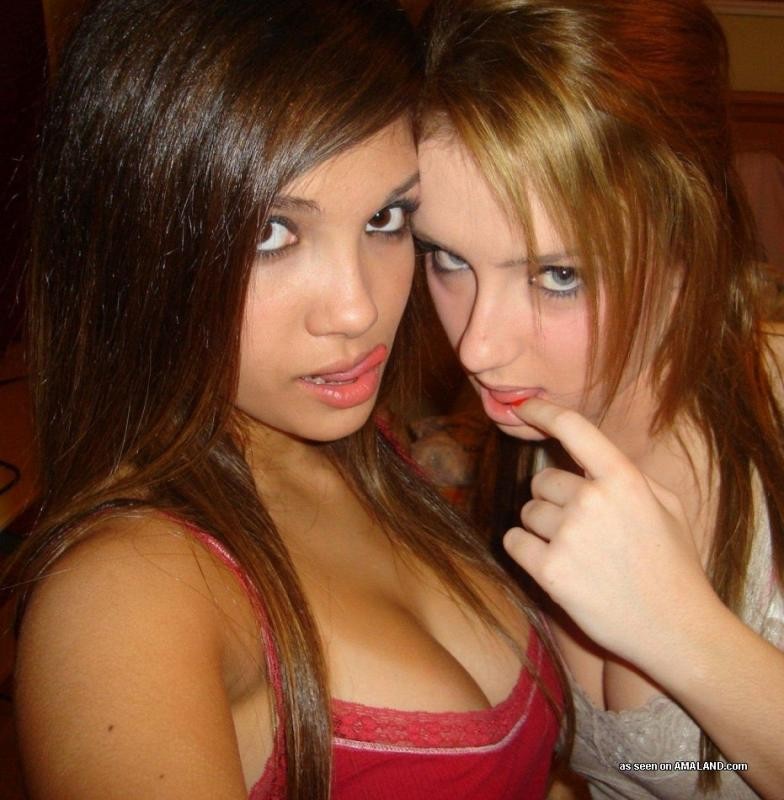 Compilation of naughty non-nude chicks posing for the cam #76133120