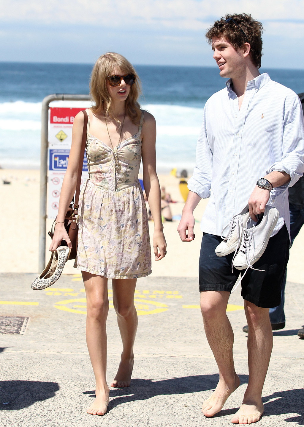 Taylor Swift cleavy and leggy in short dress at the beach in Sydney #75270860