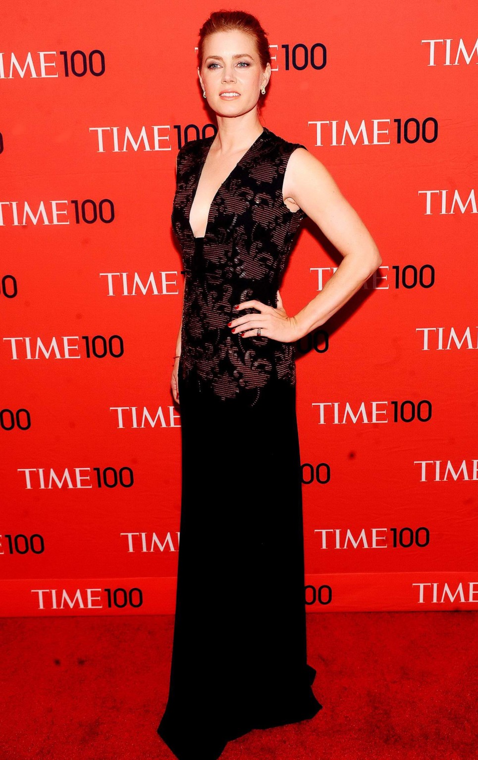 Amy adams montrant un énorme décolleté au gala de time 100 à nyc.
 #75197735