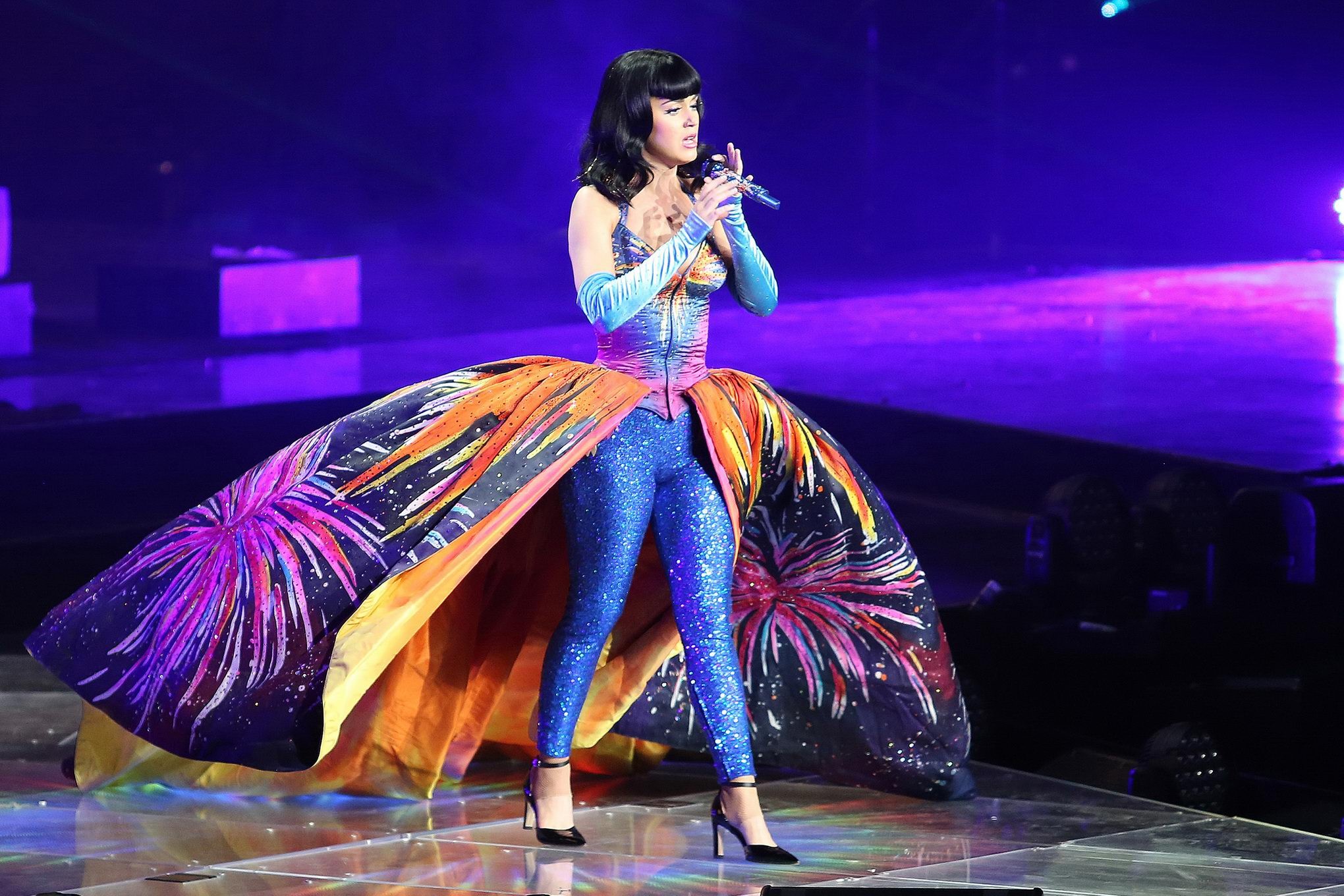 Katy Perry looking like a busty hentai character at her Prismatic concert tour i #75182315