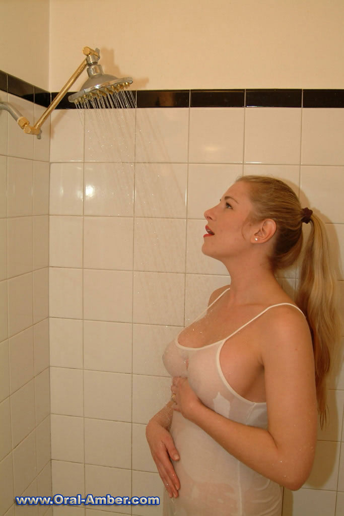 Amateur blowjob in the shower #78586867
