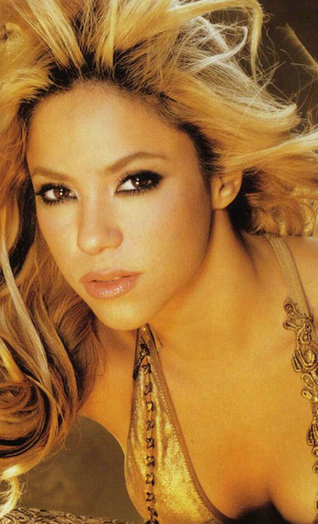 Celebrity Shakira dancing and showing her amazing ass #75403733