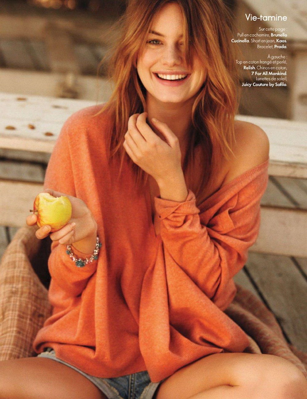 カミーユ・ローがベルギーの雑誌『ELLE』2012年4月号で胸とお尻を披露
 #75268910