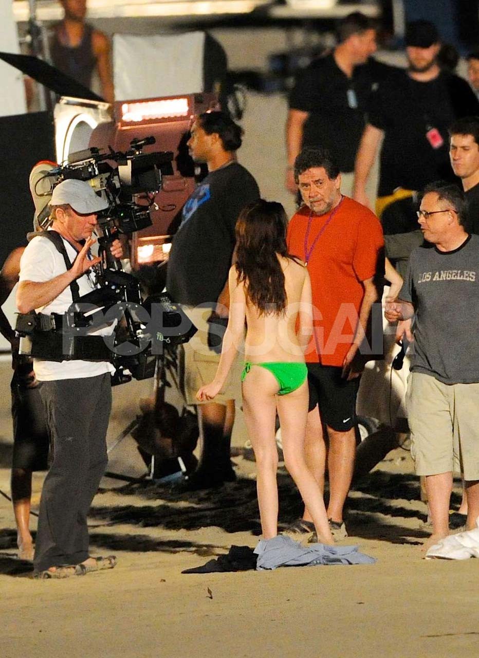 Kristen Stewart exposing her sexy body and nice tits in green bikini #75306623
