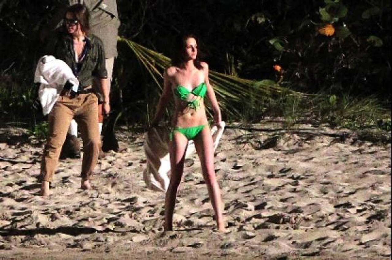 Kristen Stewart exposing her sexy body and nice tits in green bikini #75306668