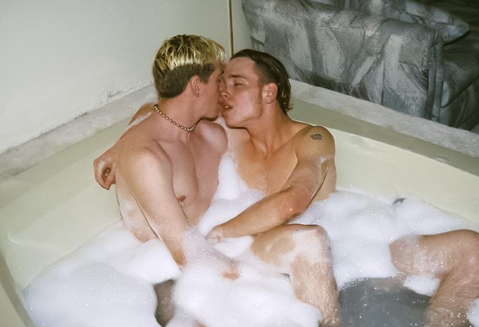 Fair and dark haired twinks mutual big cock sucking in jacuzzi #76943943
