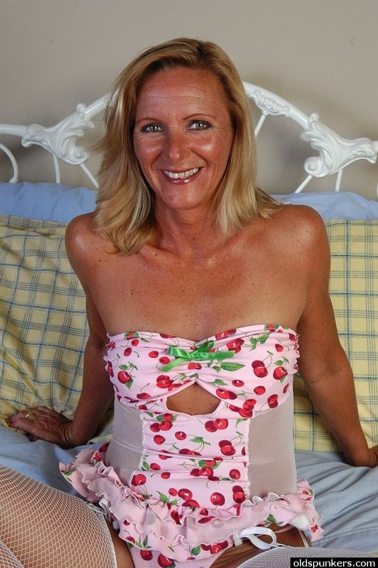 Maduras con orgasmo a chorros
 #68267114