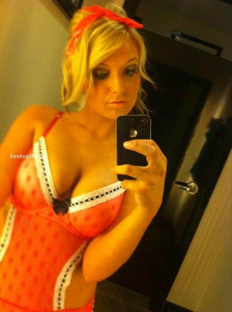 Girlfriends selfshot sexting gallery 26
 #67897664