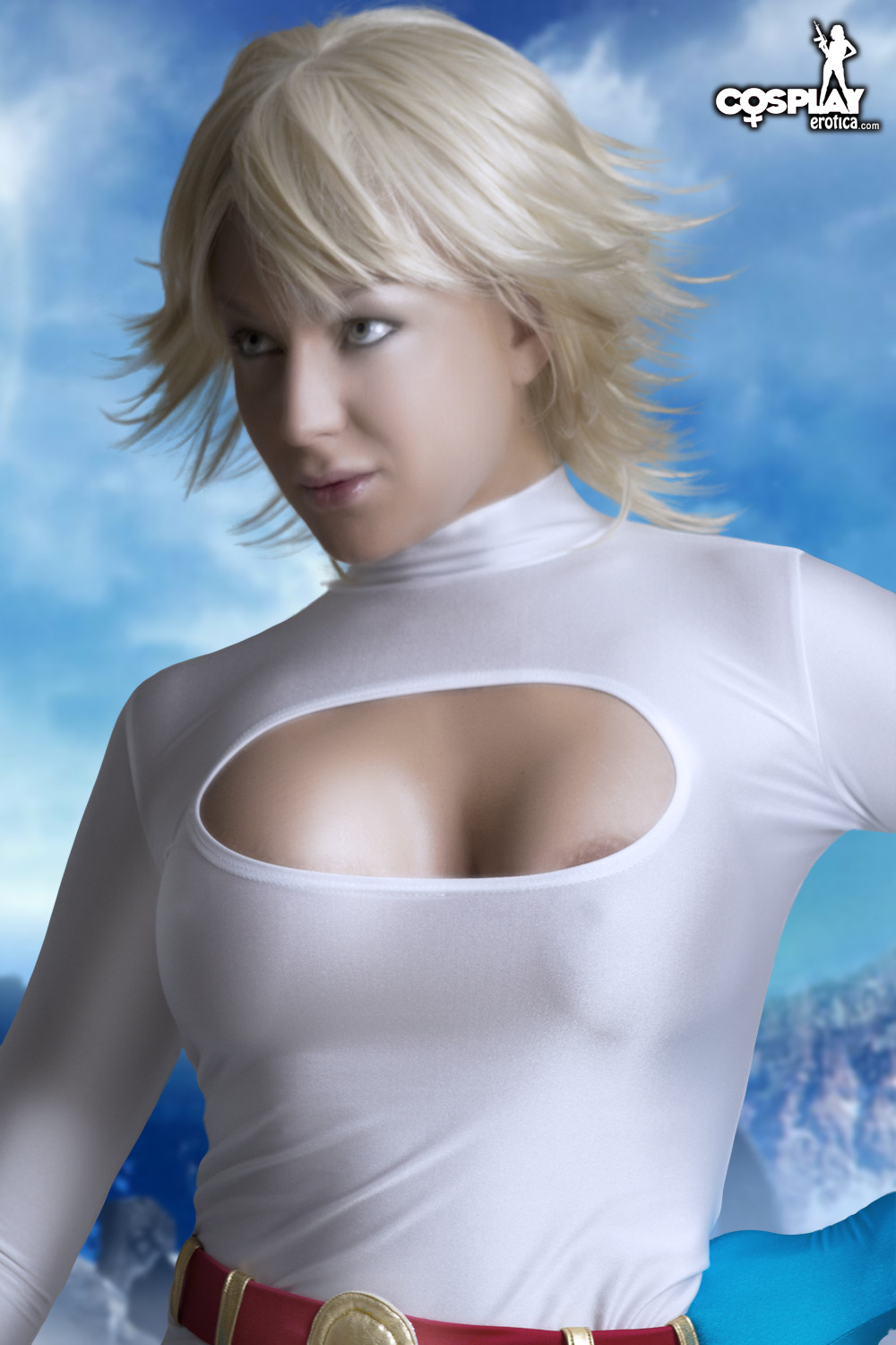 Cosplay de Powergirl
 #67451598
