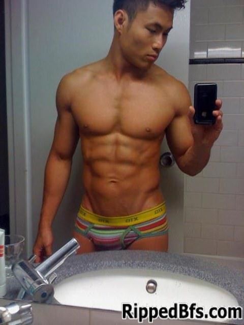 Hot guys just love their muscular bodies and shows it on cam #76945894