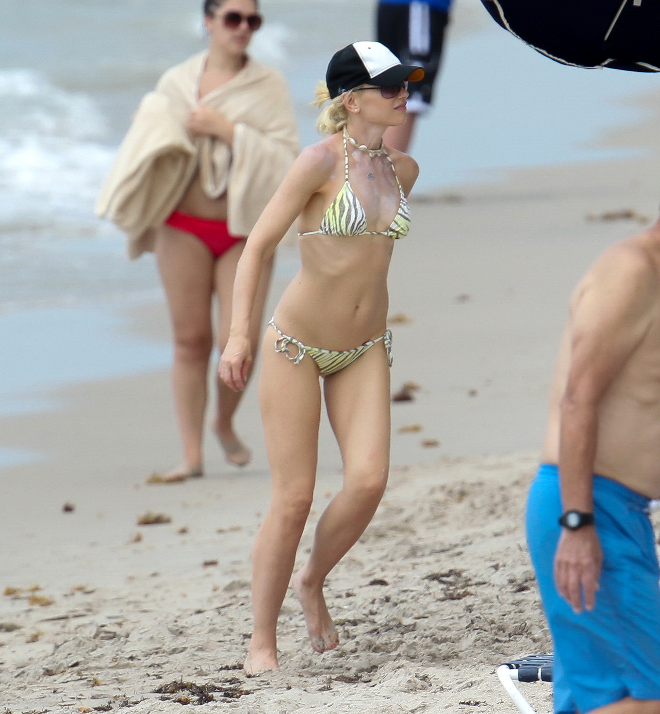 Gwen Stefani shows off her ass wearing a tiger print bikini in Miami Beach #75255339