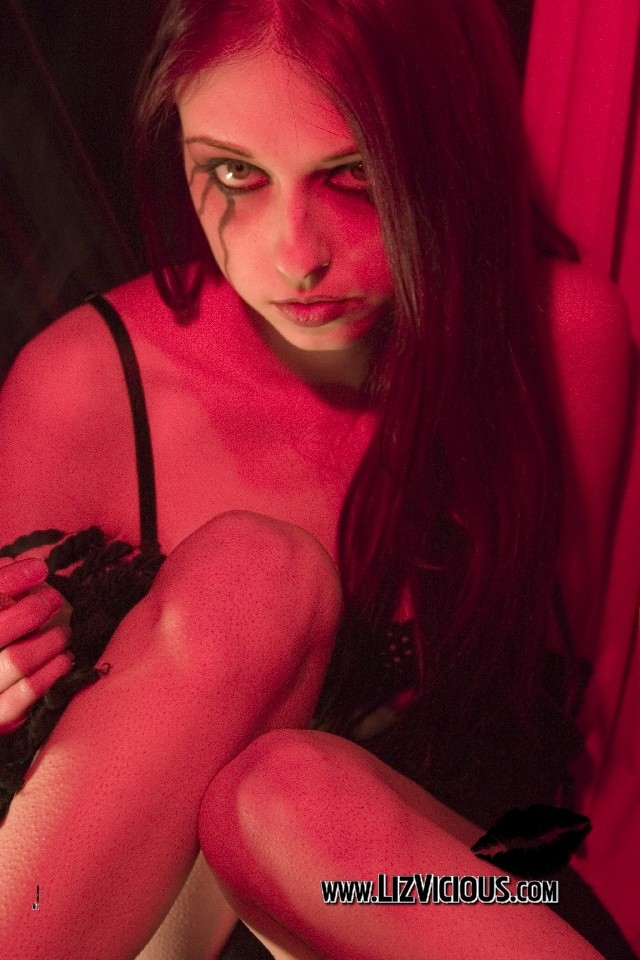 hot goth teen Liz Vicious #73280123