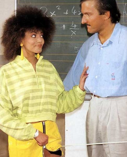 Retro honey with an afro fucked by her teacher #73288161