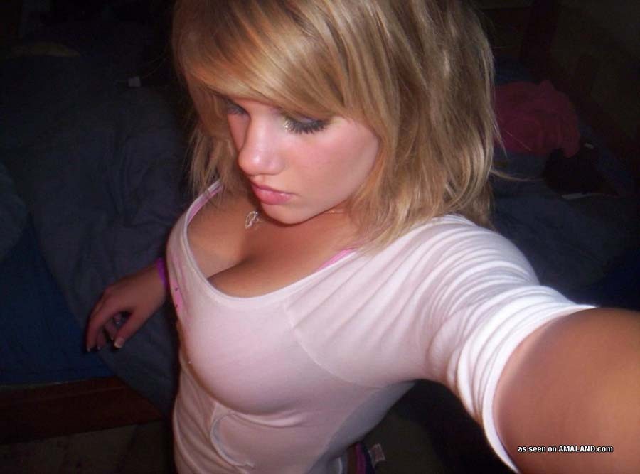 Bilder von einer schwerbrüstigen gf camwhoring
 #73055157