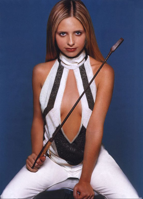 Hot actress Sarah Michelle Gellar sexy posing #75435227