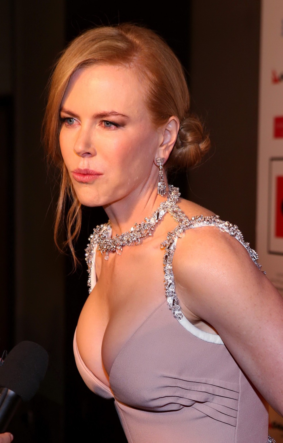 Nicole kidman montre un énorme décolleté au Celebrate Life Ball à Melbourne
 #75193929