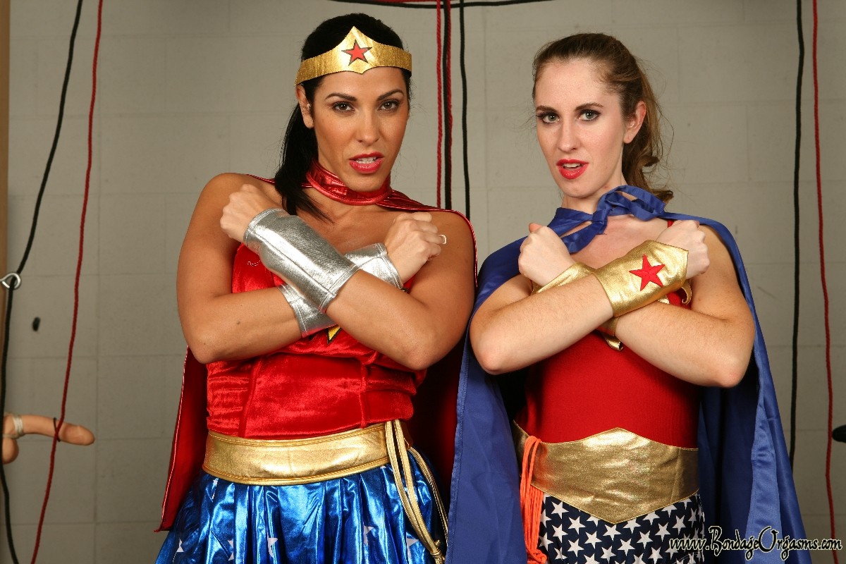 Superheroines Natali Demore and Veronica Rayne torture each other.  #72093494