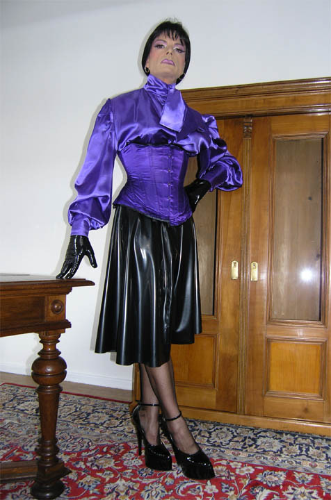 Fetish mature tranvestite in leather #79291002