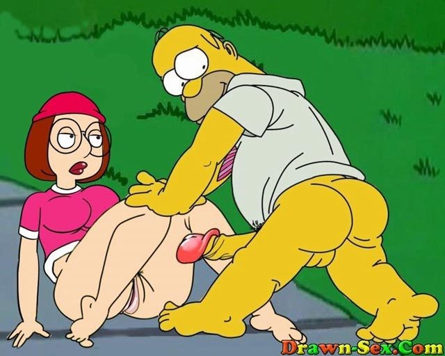 Marge simpson recibiendo un fuerte golpe con un gran consolador
 #69651341