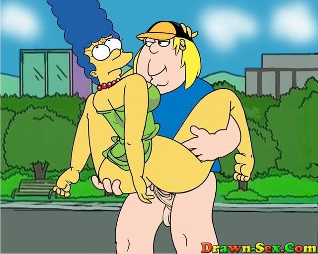 Marge simpson recibiendo un fuerte golpe con un gran consolador
 #69651365