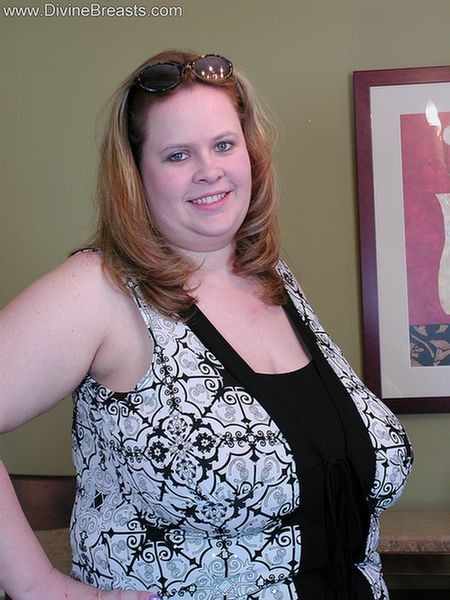 Nicole Plumper bbw große Brüste hängen aus
 #71719143