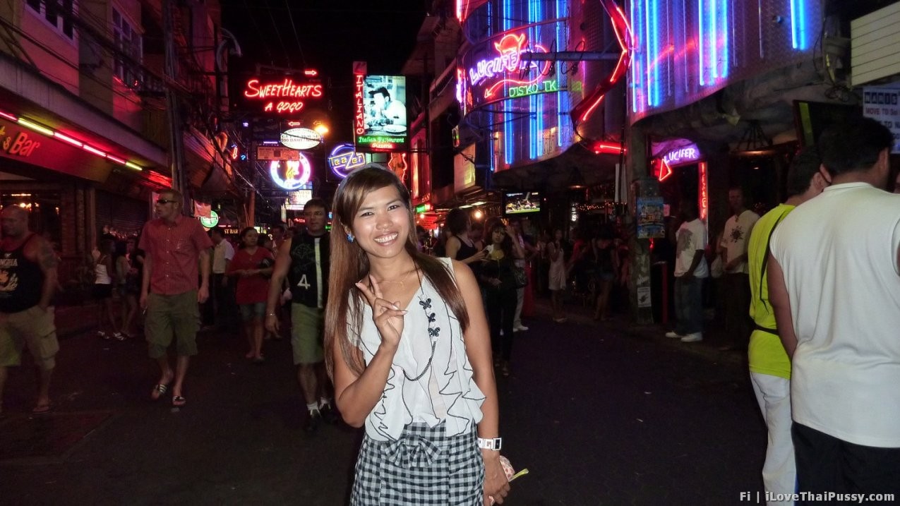 La verdadera prostituta tailandesa de la calle es follada por klaus el turista sexual sueco
 #69914416