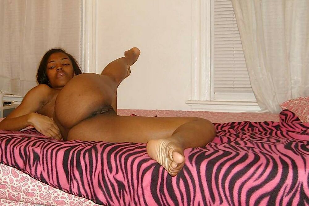 Exploited black teens are posing and fucking gallery 15 #79471144