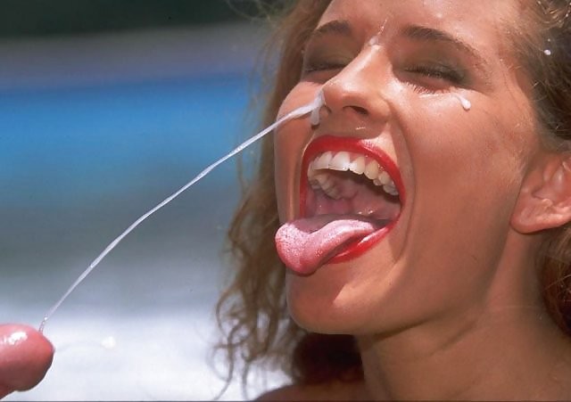 Sperma im Gesicht
 #67074774
