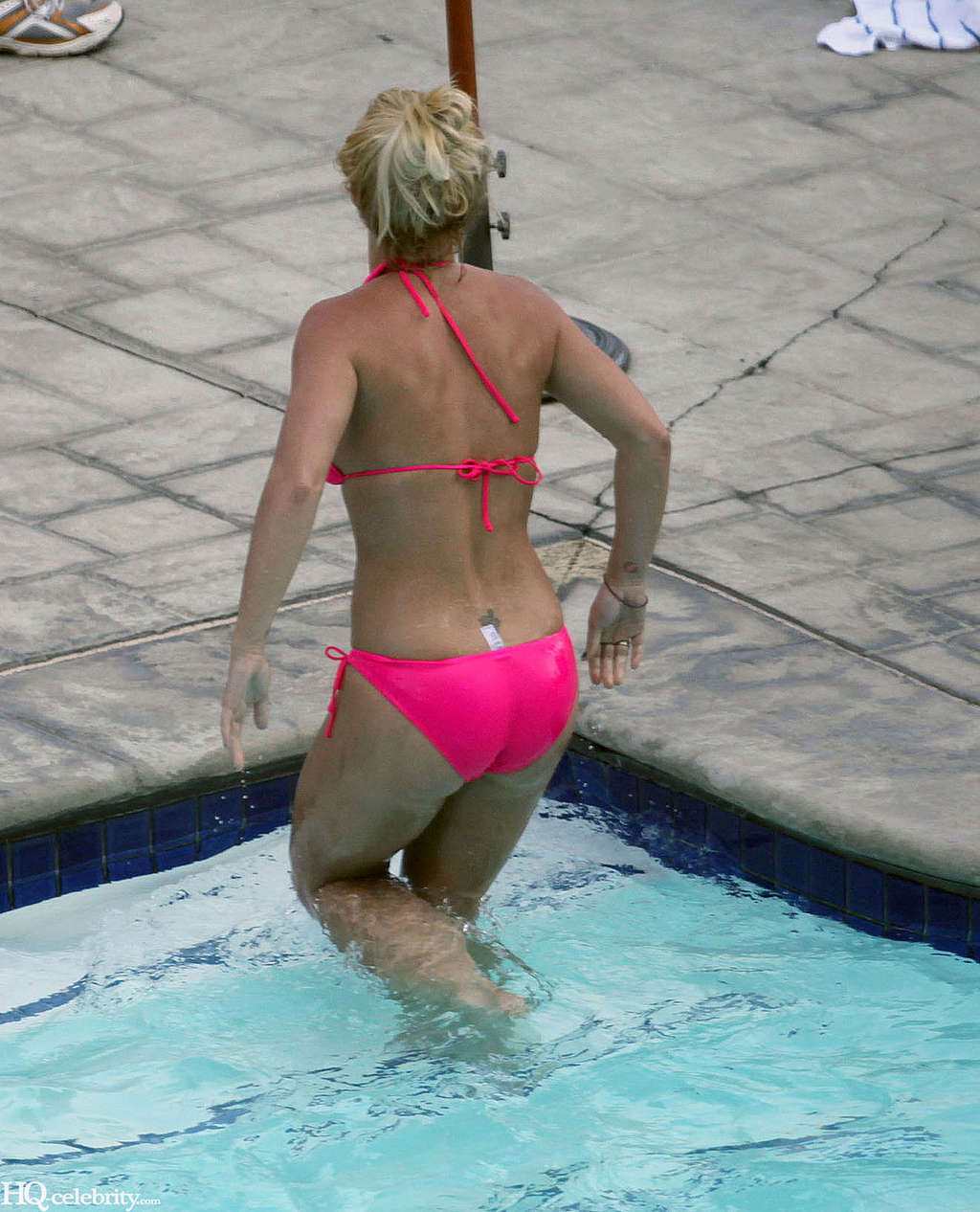 Britney Spears showing her sexy body and hot ass in bikini on beach #75360755